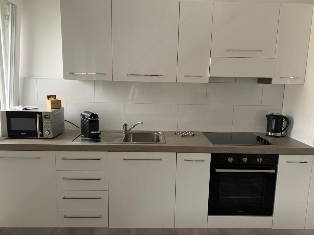 Appartement Miranda, Modern Duplex, Garden, Swimming Pool, Parking